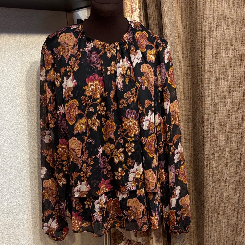 Black Label by Evan-Picone black metallic multicolor long sleeve blouse. Size XL